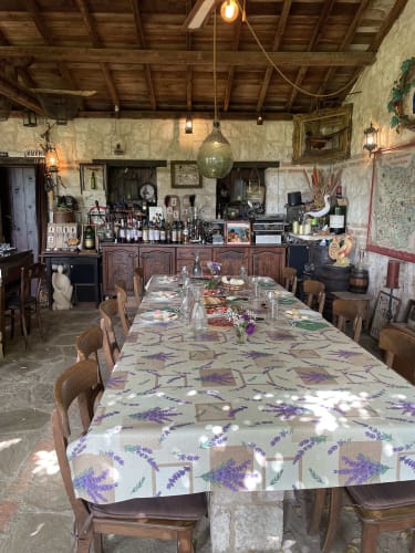 Dukat bord i bulgarisk stil